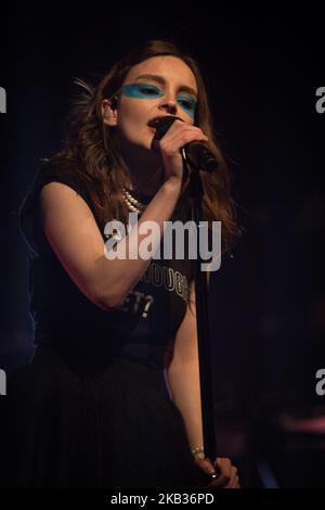 Lauren Mayberry von der schottischen Synthie-Pop-Band Chvrches tritt am 15. November 2018 live bei Fabrique in Mailand, Italien, auf. (Foto von Roberto Finizio/NurPhoto) Stockfoto