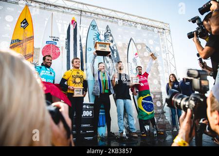 Die WSL Big Wave Tour (BWT) hat am Freitag, den 16. November 2018, einen Green Alert für die Nazaré Challenge in Nazaré, Portugal, herausgegeben. (Foto von Henrique Casinhas/NurPhoto) Stockfoto