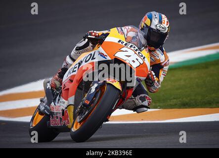 Dani Pedrosa (26) aus Spanien und das Repsol Honda Team während des Qualifyings des Gran Premio Motul de la Comunitat Valenciana zur Weltmeisterschaft der MotoGP auf dem Ricardo Tormo Circuit in Valencia, Spanien am 17.. November 2018 (Foto: Jose Breton/NurPhoto) Stockfoto