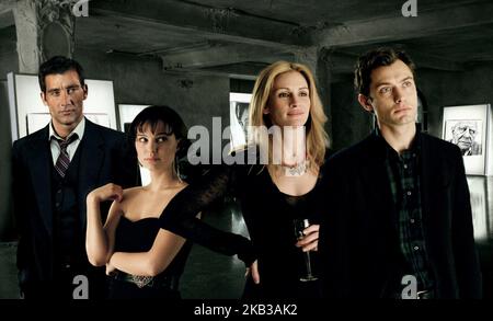 CLOSER, CLIVE OWEN, NATALIE PORTMAN, JULIA ROBERTS, JUDE LAW, 2004 Stockfoto