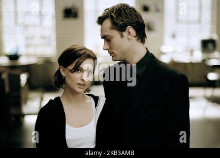 CLOSER, JUDE LAW, NATALIE PORTMAN, 2004 Stockfoto