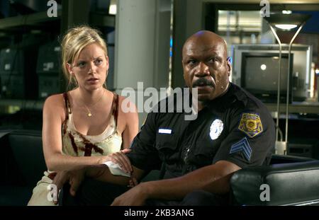 MORGENDÄMMERUNG DER TOTEN, SARAH POLLEY, VING RHAMES, 2004 Stockfoto