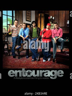 ENTOURAGE, KEVIN DILLON, KEVIN CONNOLLY, ADRIAN GRENIER, JERRY FERRARA, JEREMY PIVEN POSTER, 2004 Stockfoto