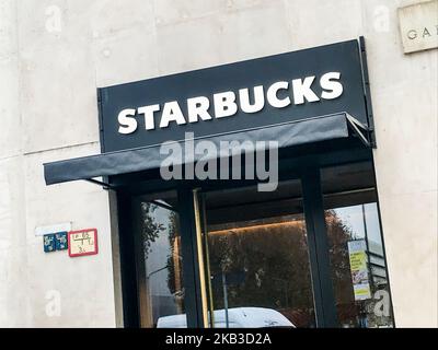 Der erste original Starbucks Coffee, der am 21 2018. November in Mailand, Italien, eröffnet wird (Foto: Mairo Cinquetti/NurPhoto) Stockfoto