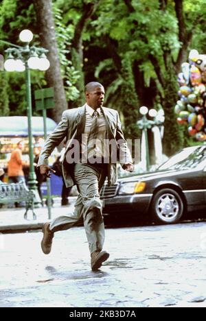 Mann, der Feuer, Denzel Washington, 2004 Stockfoto