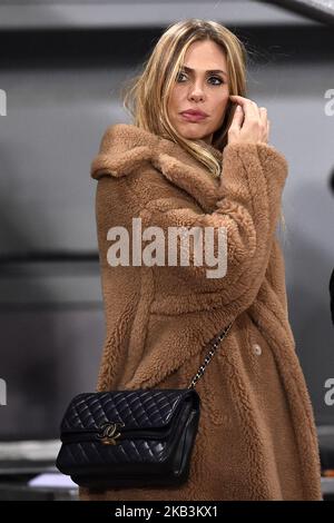 Ilary Blasi ist ein italienisches Showgirl und Ehefrau von Francesco Totti während des UEFA Champions League-Spiels zwischen Roma und Real Madrid im Stadio Olimpico, Rom, Italien am 27. November 2018. (Foto von Giuseppe Maffia/NurPhoto) Stockfoto