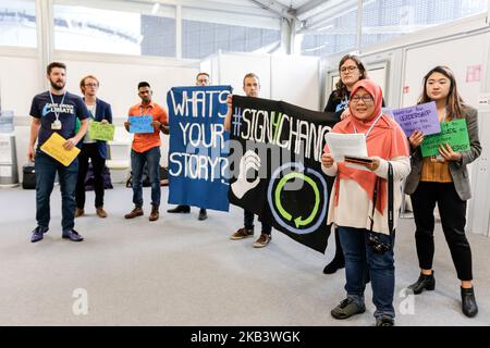 Aktivisten demonstrieren während der UN-Klimakonferenz COP24 in Katowice, Polen, am 6.. Dezember 2018. COP24 versammelt die Vertragsparteien des Rahmenübereinkommens der Vereinten Nationen für Klimaänderungen (UNFCCC). (Foto von Dominika Zarzycka/NurPhoto) Stockfoto