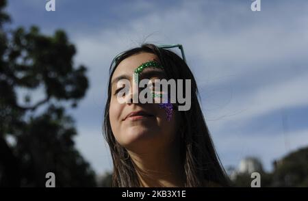 Am 5. Dezember 2018 in Buenos Aires, Argentinien, nehmen Frauen an einem Protest Teil, der die Bewegung „Not One Less“ (Ni Una Menos) fordert, Gerechtigkeit für den Frauenmord von Lucia Perez zu fordern. Am 26. November haben argentinische Richter den Angeklagten für den Mord an Lucia Perez freigesprochen, die am 8. Oktober 2016 in Mar del Plata, Argentinien, starb. (Foto von Gabriel Sotelo/NurPhoto) Stockfoto