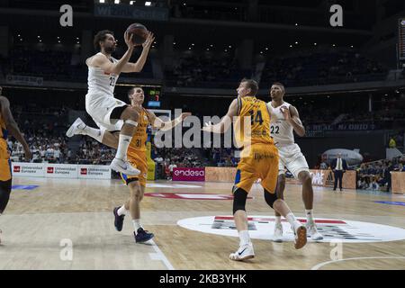 Sergio Llull von Real Madrid während ihrer Liga ACB Endesa Basketball Real Madrid gegen Gran Canaria Basketball Spiel im Sportpalast von Madrid, Spanien, 9.. Dezember 2018 Foto: Oscar Gonzalez/NurFoto (Foto von Oscar Gonzalez/NurPhoto) Stockfoto