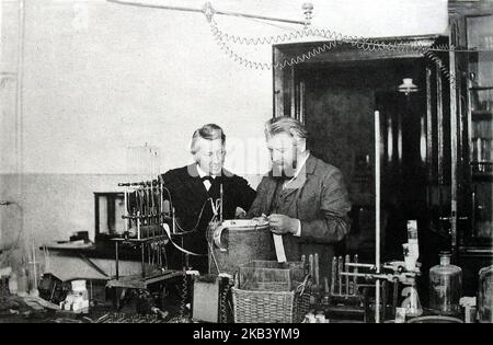 Jacobus van 't Hoff, niederländischer Physikalchemiker (links) und Wilhelm Ostwald, baltisch-deutscher Chemiker Stockfoto