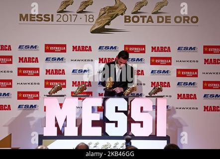 Lieferung des Goldenen Schuhs an Leo Messi, der am 18.. Dezember 2018 als bester europäischer Torschütze der Saison 2017/18 in Barcelona, Spanien, gilt. (Foto von Joan Valls/Urbanandsport/NurPhoto) Stockfoto