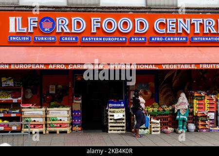 Ilford Food Centre Grocery Store, Ilford, London, England Großbritannien Stockfoto