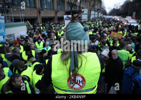 Demonstranten protestieren am 19. Januar 2019 in Stuttgart gegen das Fahrverbot für Dieselfahrzeuge. (Foto von ab/NurPhoto) Stockfoto