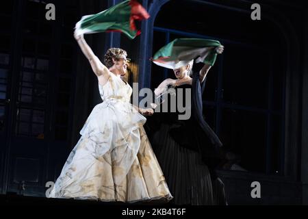 Schauspieler während der Aufführung der Oper DER SCHLAF EINER SOMMERNACHT (el sueno de una noche de verano) im Teatro de la Zarzuela in Madrid. 23. Januar 2019 (Foto von Oscar Gonzalez/NurPhoto) Stockfoto