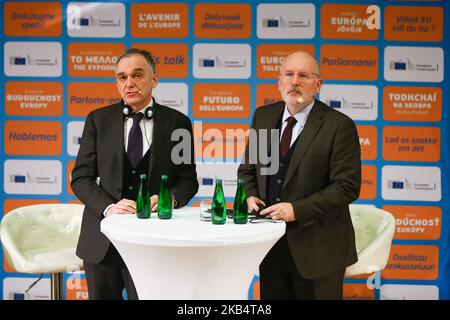 Frans Timmersmans und Enrico Rossi nehmen am 23. Januar 2019 an der Debatte über den Bürgerdialog im Auditorium Maximum der Jagiellonen-Universität in Krakau, Polen, Teil. (Foto von Beata Zawrzel/NurPhoto) Stockfoto