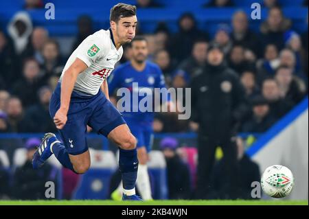 Tottenham Mittelfeldspieler Harry Winks in Aktion während des Carabao Cup-Spiels zwischen Chelsea und Tottenham Hotspur in Stamford Bridge, London, am Donnerstag, 24.. Januar 2019. (Foto von Mark Fletcher/NurPhoto) Stockfoto