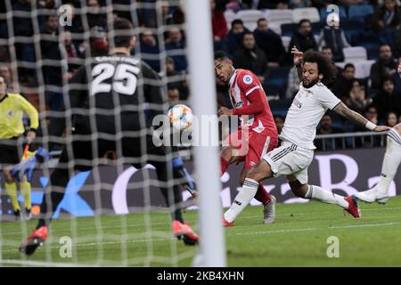 Real Madrids Thibaut Courtois (L) und Marcelo Vieira (R) während des Copa del Rey-Spiels zwischen Real Madrid und dem FC Girona im Santiago Bernabeu-Stadion in Madrid, Spanien. 24. Januar 2019. (Foto von A. Ware/NurPhoto) Stockfoto