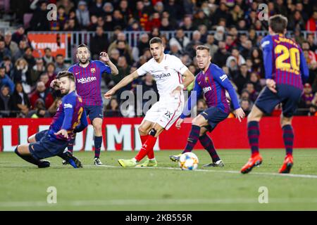 FC Barcelona Mittelfeldspieler Arthur (8) während des Spiels FC Barcelona gegen Sevilla CF, für die Runde von 8, zweite Etappe der Copa del Rey spielte im Camp Nou am 30. Januar 2019 in Barcelona, Spanien. (Foto von Urbanandsport/NurPhoto) Stockfoto