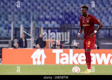 Rom, Italien. 03.. November 2022. Tammy Abraham von AS Roma reagiert während des Fußballspiels der Gruppe C der Europa League zwischen Roma und Ludogorets im römischen Olympiastadion, Rom, Italien, am 2. November 2022. Roma gewann 3-1 für die Runde der 16 Play-offs. Quelle: Riccardo De Luca - Bilder Aktualisieren/Alamy Live News Stockfoto