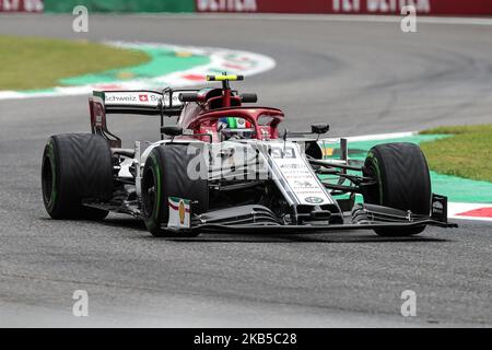 Antonio Giovinazzi fährt das (99) Alfa Romeo sauber F1 Team am 6. September 2019 in Monza, Italien, auf der Rennstrecke beim Training für den Großen Preis der Formel 1 in Italien. (Foto von Emmanuele Ciancaglini/NurPhoto) Stockfoto