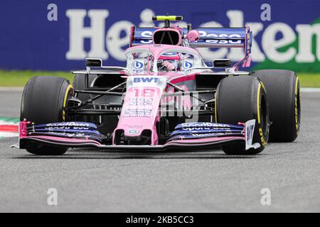 Lance Stroll mit dem (18) Racing Point F1 Team auf der Strecke beim Training für den Großen Preis der Formel 1 von Italien am Autodromo di Monza am 6. September 2019 in Monza, Italien. (Foto von Emmanuele Ciancaglini/NurPhoto) Stockfoto