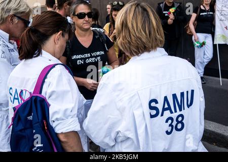 Versammlung des Gesundheitspersonals vor der regionalen Gesundheitsbehörde, um den Gesundheitsminister Agnès Buzyn zu alarmieren, der am selben Tag in Lyon, Frankreich, am 9. September 2019, Ankündigungen machen wird, Über die Verschlechterung der Arbeitsbedingungen der Gesundheits- und medizinischen Dienste. (Foto von Nicolas Liponne/NurPhoto) Stockfoto