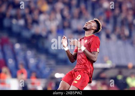 Rom, Italien. 03.. November 2022. Tammy Abraham von AS Roma reagiert während des Fußballspiels der Gruppe C der Europa League zwischen Roma und Ludogorets im römischen Olympiastadion, Rom, Italien, am 2. November 2022. Roma gewann 3-1 für die Runde der 16 Play-offs. Quelle: Riccardo De Luca - Bilder Aktualisieren/Alamy Live News Stockfoto