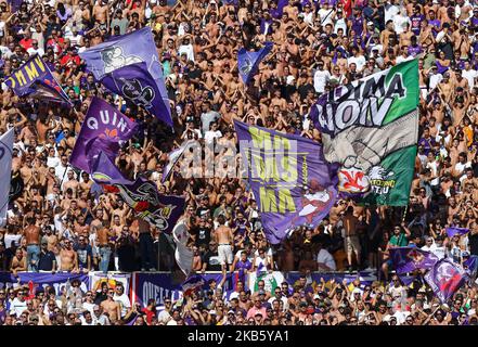 Fiorentina-Fans während des Serie-A-Spiels Fiorentina gegen Juventus im Artemio Franchi-Stadion in Florenz, Italien am 14. September 2019 (Foto: Matteo Ciambelli/NurPhoto) Stockfoto