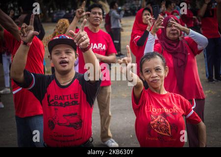 Am 15. September 2019 nehmen zahlreiche Teilnehmer mit Behinderungen am Dancing on the Street in Semarang, Zentraljava, Indonesien, Teil. Die Veranstaltung wurde durchgeführt, um das Verständnis von Behindertenfragen zu fördern und Unterstützung für die würde, Rechte und das Wohlergehen von Menschen mit Behinderungen zu mobilisieren. (Foto von WF Sihardian/NurPhoto) Stockfoto