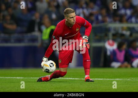 David von Ballmoos Torwart der BSC Young Boys im Einsatz beim UEFA Europa League-Gruppenspiel der G zwischen dem FC Porto und dem BSC Young Boys am 19. September 2019 im Dragao Stadium in Porto, Portugal. (Foto von Paulo Oliveira / DPI / NurPhoto) Stockfoto