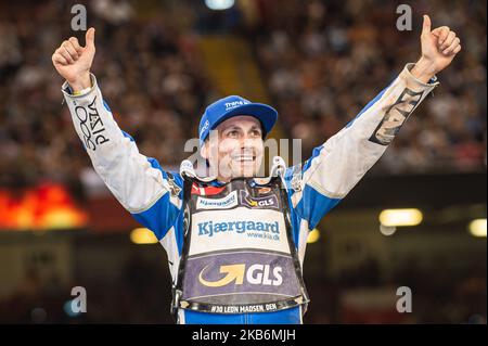 Leon Madsen feiert seinen Sieg beim ADRIAN FLUX BRITISH FIM SPEEDWAY GRAND PRIX im Fürstentum Stadium, Cardiff am Samstag, 21.. September 2019. (Foto von Ian Charles/MI News/NurPhoto) Stockfoto