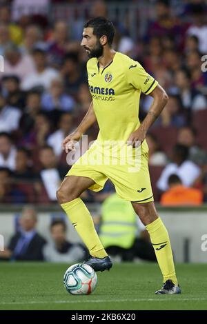 Raul Albiol aus Villarreal kontrolliert den Ball während des Liga-Spiels zwischen FC Barcelona und Villarreal CF im Camp Nou am 24. September 2019 in Barcelona, Spanien. (Foto von Jose Breton/Pics Action/NurPhoto) Stockfoto