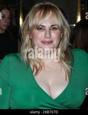 WEST HOLLYWOOD, LOS ANGELES, KALIFORNIEN, USA - 25. SEPTEMBER: Die Schauspielerin Rebel Wilson kommt bei der großen Eröffnungsparty von AllBright West Hollywood an, die am 25. September 2019 im AllBright West Hollywood, Los Angeles, Kalifornien, USA, stattfand. (Foto von Xavier Collin/Image Press Agency/NurPhoto) Stockfoto