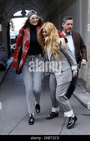 Gigi Hadid am 27. September 2019 in Paris, Frankreich, unterwegs. (Foto von Mehdi Taamallah/Nurphoto) Stockfoto