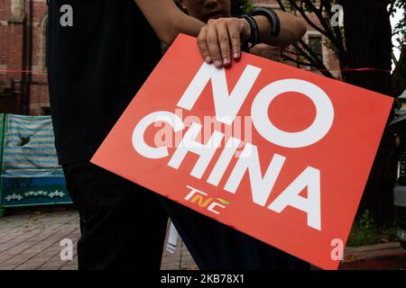 Plakat „kein China“ während eines Protestes am 29. September 2019 zur Unterstützung der Demonstranten in Hongkong in Taiwan. (Foto von Jose Lopes Amaral/NurPhoto) Stockfoto
