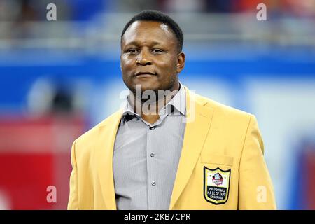 Der ehemalige Detroit Lions, der Barry Sanders zurückläuft, wird in der Halbzeit eines NFL-Fußballspiels gegen die Kansas City Chiefs in Detroit, Michigan, USA, am Sonntag, dem 29. September 2019, anerkannt. (Foto von Amy Lemus/NurPhoto) Stockfoto