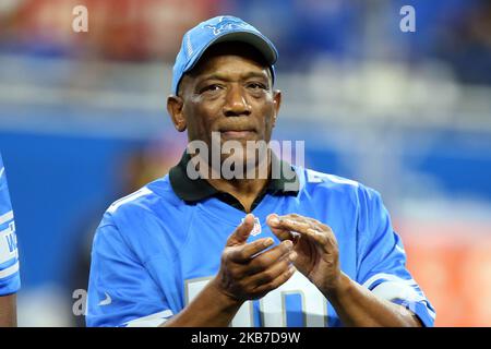 Der ehemalige Detroit Lions, der Billy Sims (20) zurückläuft, wird während der Halbzeit eines NFL-Fußballspiels gegen die Kansas City Chiefs in Detroit, Michigan, USA, am Sonntag, dem 29. September 2019, als Teil des Lions All TimeTeams anerkannt. (Foto von Amy Lemus/NurPhoto) Stockfoto