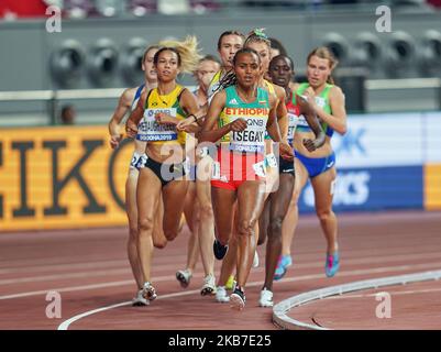 Gudaf Tsegay aus Äthiopien, der am 2. Oktober 2019 im Khalifa-Stadion in Doha, Katar, bei den IAAF-Leichtathletik-Weltmeisterschaften 17. im 1500-Meter-Lauf für Frauen antritt. (Foto von Ulrik Pedersen/NurPhoto) Stockfoto
