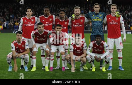 Arsenal Team Photo Back Row:- Hector Bellerin, Joe Willock , Reiss Nelson, Shkodran Mustafi, Emiliano Martnez und Rob Holding von Arsenal. Front Row:- Gabriel Martinelli, Dani Ceballos, Lucas Torreira, Kieran Tierney und Ainsley Maitland-Niles von Arsenal. Während der UEFA Europa League Group F zwischen Arsenal und Royal Standard de Liege am 03. Oktober 2019 im Emirates Stadium in London, England. (Foto von Action Foto Sport/NurPhoto) Stockfoto