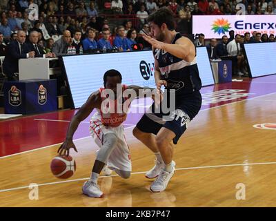 14 Mayo Josh von Openjobmetis in Aktion während der Italien Lega Korb der Serie A , Openjobmetis Varese - Fortitudo Bologna am 6. Oktober 2019 in Varese Palasport Enerxenia Arena (Foto von Fabio Averna/NurPhoto) Stockfoto