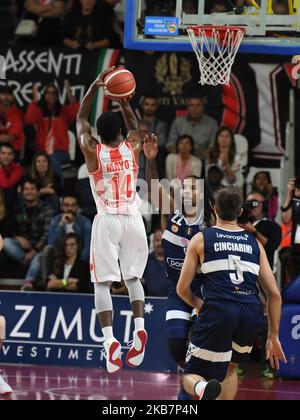 14 Mayo Josh von Openjobmetis in Aktion während der Italien Lega Korb der Serie A , Openjobmetis Varese - Fortitudo Bologna am 6. Oktober 2019 in Varese Palasport Enerxenia Arena (Foto von Fabio Averna/NurPhoto) Stockfoto