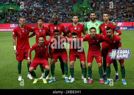 Portugals Startmannschaft vor dem EM 2020-Qualifikationsspiel zwischen Portugal und Luxemburg im Jose Alvalade-Stadion in Lissabon, Portugal, am 11. Oktober 2019. (Foto von Pedro FiÃºza/NurPhoto) Stockfoto