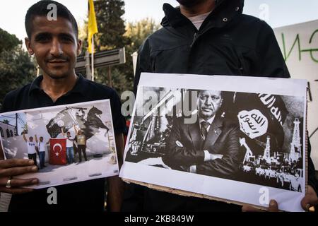 Pro-kurdische Aktivisten rufen am 11. Oktober 2019 in Rom, Italien, Slogans auf, als sie gegen türkische Militäroperationen protestieren. (Foto von Andrea Ronchini/NurPhoto) Stockfoto