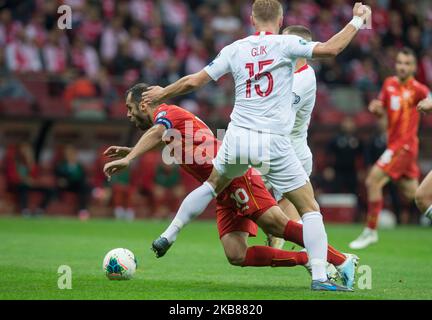 Goran Pandev (MKD), Kamil Glik (POL) während des EURO Qualifier-Spiels zwischen Polen und der ehemaligen jugoslawischen Republik Mazedonien am 13. Oktober 2019 im Stadion Narodowy in Warschau-Polen. (Foto von Foto Olimpik/NurPhoto) Stockfoto