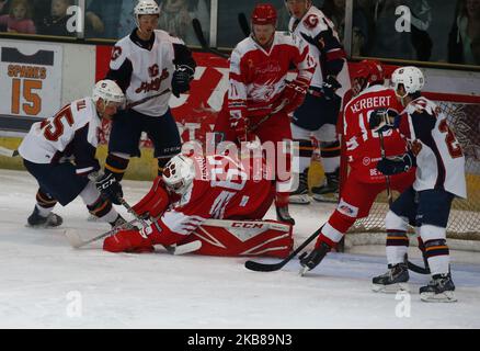 Tyler Perry von Swindon Wildcats während der National Ice Hockey League zwischen Guildford Phoenix und Swindon Wildcats 2 im Guildford Spectrum Stadium in Guildford, England am 13. Oktober 2019 (Foto von Action Foto Sport/NurPhoto) Stockfoto