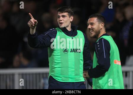 Aaron Cunningham und Liam Noble von Hartlepool United während des Vanarama National League-Spiels zwischen Hartlepool United und Chesterfield im Victoria Park, Hartlepool, am Dienstag, 24.. September 2019. (Foto von Mark Fletcher/MI News/NurPhoto) Stockfoto