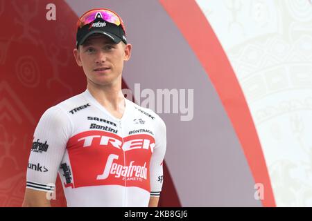 Ryan Mullen aus Irland und das Team Trek-Segafredo nehmen ein 'King of Mountains' Jersey, nach der Eröffnungsphase, 135,6km Beihai Stage, der 3. Ausgabe der Cycling Tour de Guangxi 2019, . Am Donnerstag, den 17. Oktober 2019, China. (Foto von Artur Widak/NurPhoto) Stockfoto