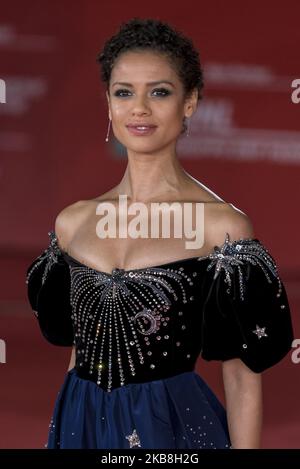 Gugu Mbatha-Raw nimmt am 17. Oktober 2019 im Auditorium Parco della Musica am roten Teppich für den Film „Motherless Broklyn“ Teil, der auf dem „Rome Film Fest 14.“ stattfindet. (Foto von Massimo Valicchia/NurPhoto) Stockfoto