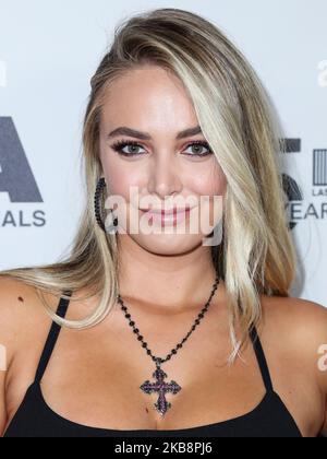 BEVERLY HILLS, LOS ANGELES, KALIFORNIEN, USA - 19. OKTOBER: Model Raine Michaels kommt bei der Gala zum 35.-jährigen Jubiläum von Last Chance for Animals an, die am 19. Oktober 2019 im Beverly Hilton Hotel in Beverly Hills, Los Angeles, Kalifornien, USA, stattfand. (Foto von Xavier Collin/Image Press Agency/NurPhoto) Stockfoto