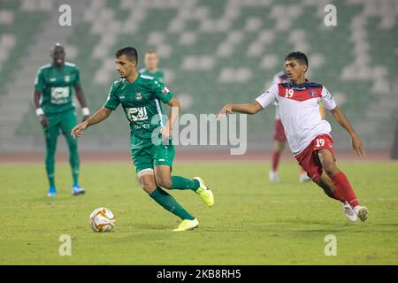 Al Ahlis Abdullah Al-Ahrak am Ball während des Spiels der QNB Stars League gegen Al Shahaniya am 19 2019. Oktober im Hamad bin Khalifa Stadium, Doha, Katar. (Foto von Simon Holmes/NurPhoto) Stockfoto